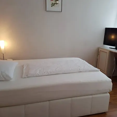 Rheinischer Hof 2* Leverkusen