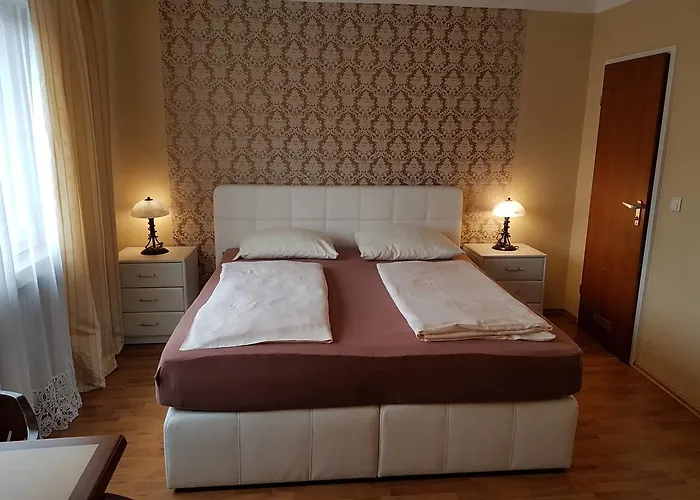 Rheinischer Hof Maison d'hôtes 2*